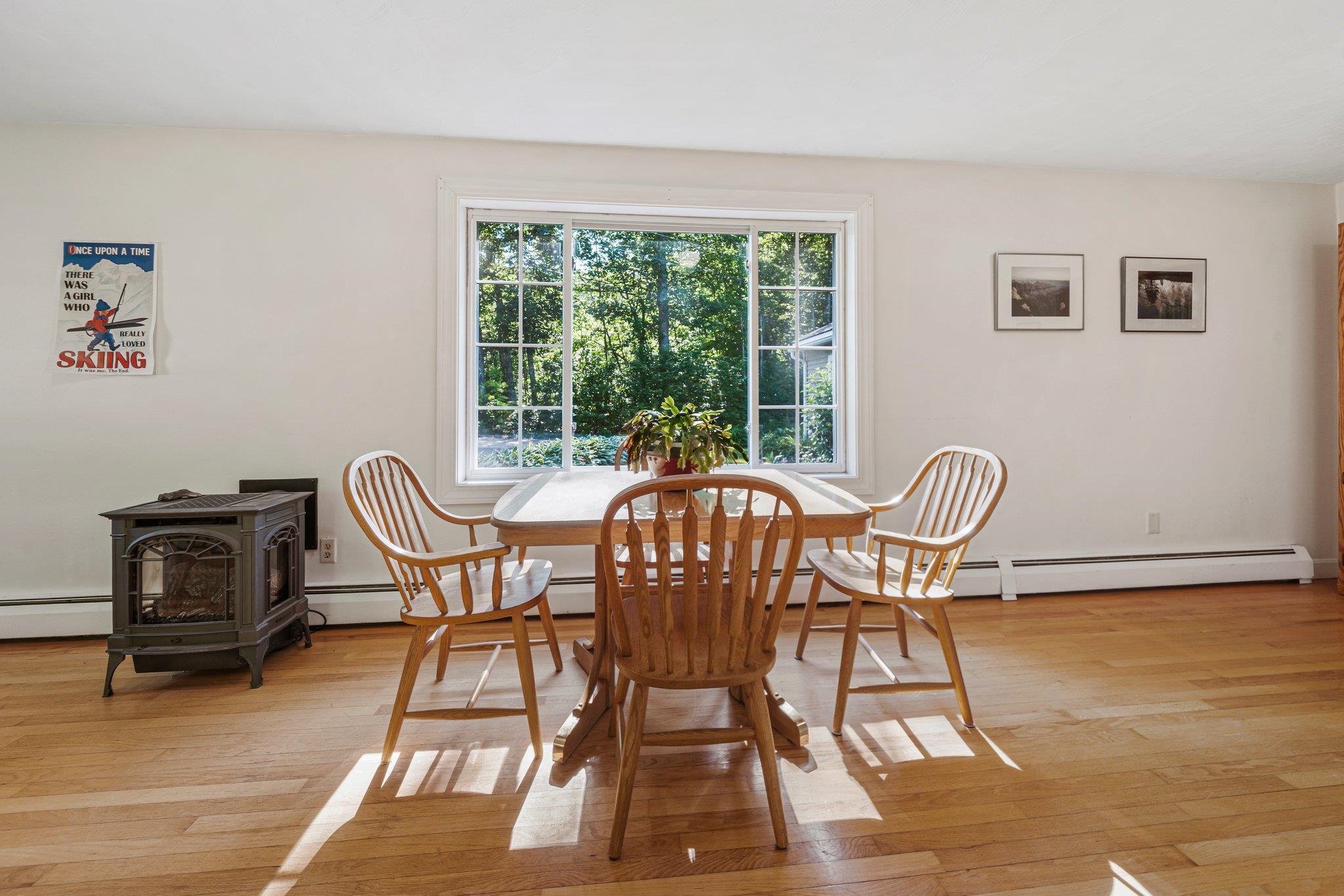 6 Holt Road Deerfield, NH 03037 - Photo 9 of 40