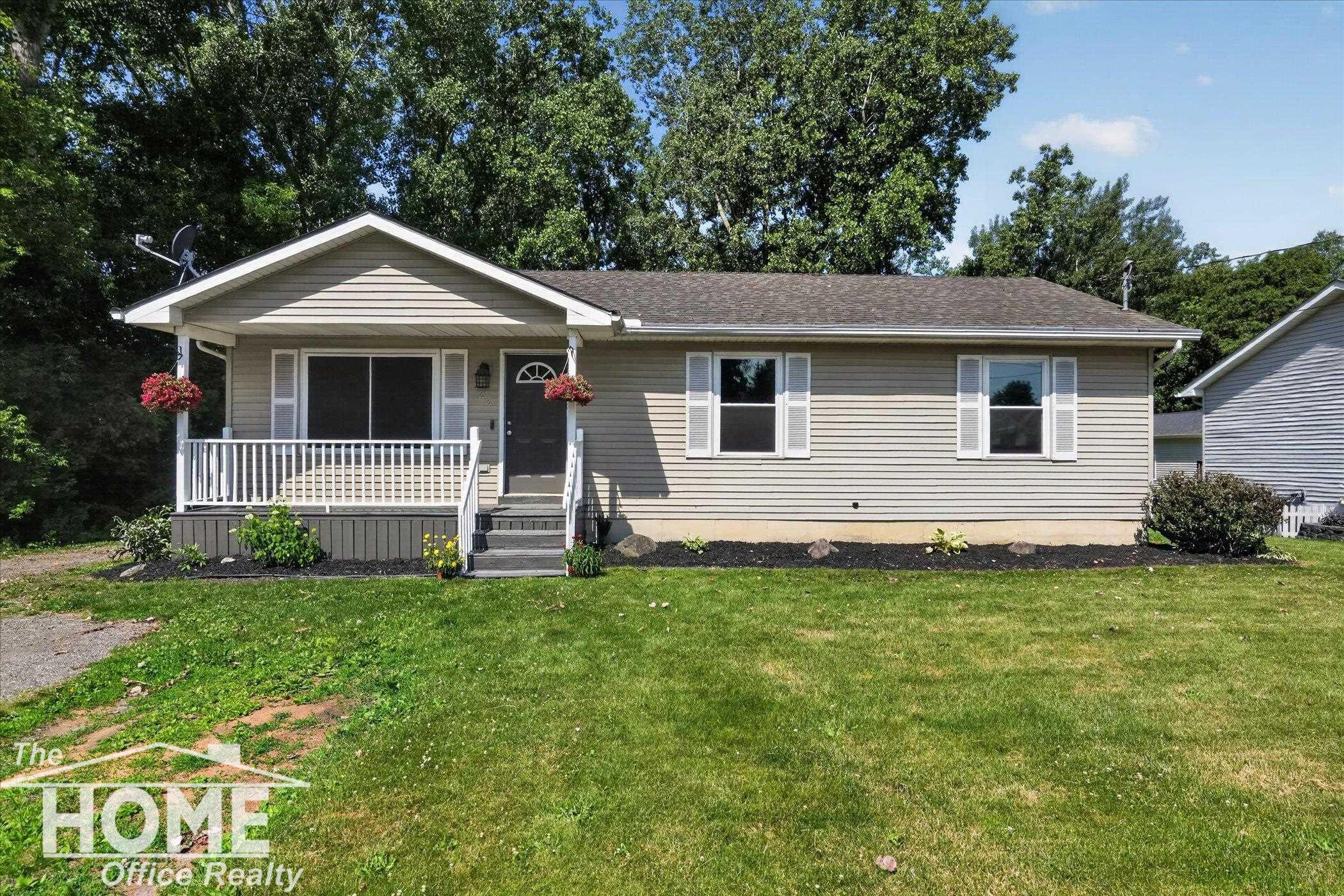 422 Williams Street Perry, MI 48872 - Photo 1 of 36