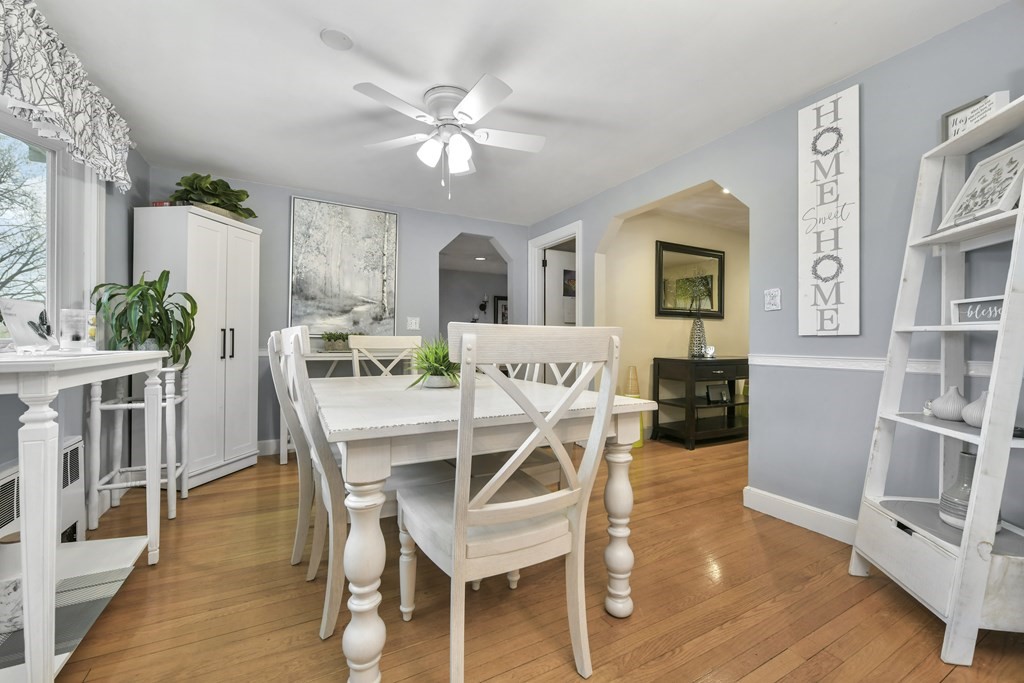 40 Robinwood Road Dedham, MA 02026 - Photo 23 of 34 Gallery Image 23