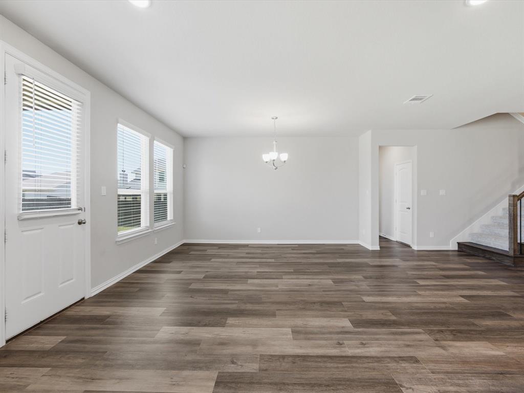 812 Taliaferro Trail Springtown, TX 76082 - Photo 13 of 33