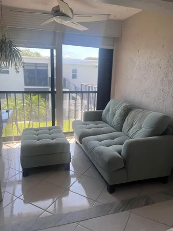 $1,800 | 14887 Bal Moral Lane, Unit 204, Delray Beach, FL 33446