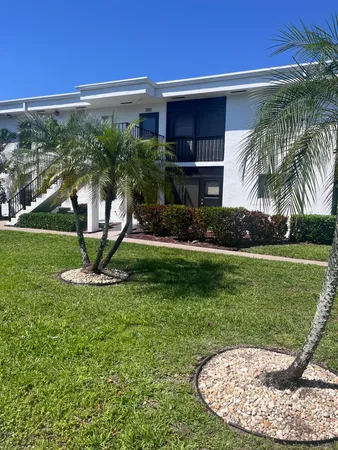 $1,800 | 14887 Bal Moral Lane, Unit 204, Delray Beach, FL 33446