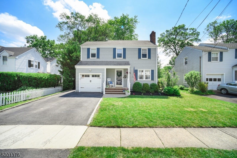 68 North Summit Avenue Chatham, NJ 07928 - Photo 2 of 23