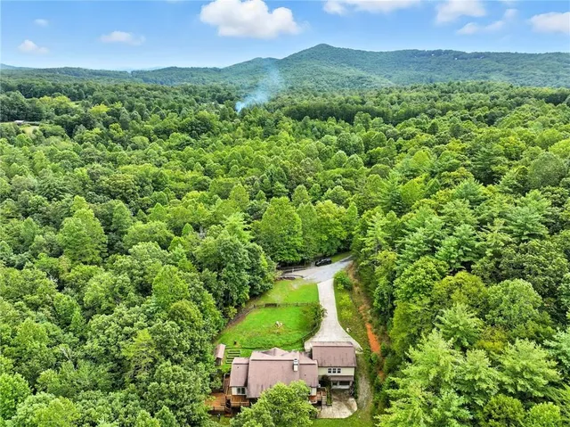 a view of an outdoor space and a yard