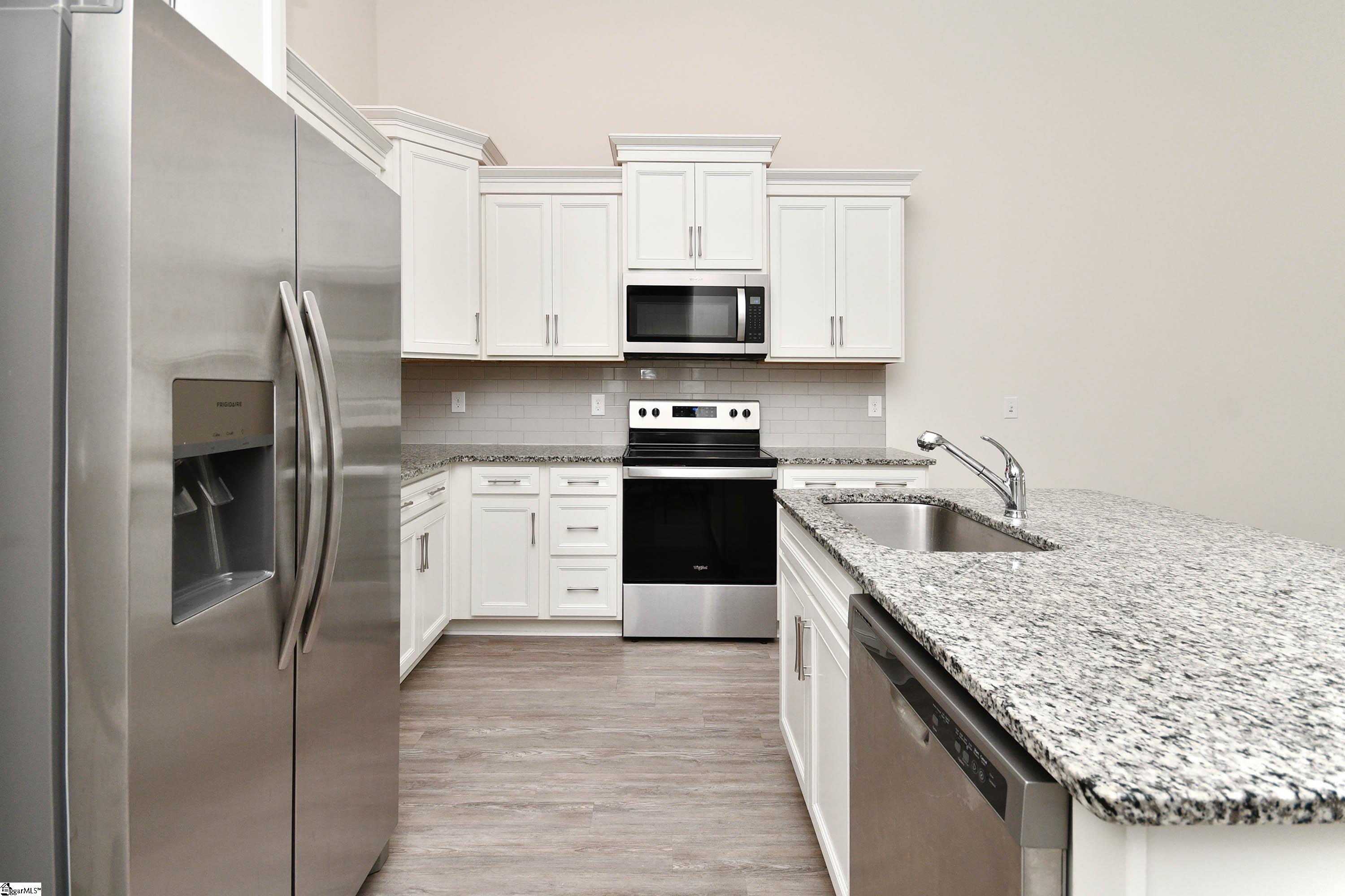 104 Tiger Pond Road Easley, SC 29642 - Photo 8 of 34