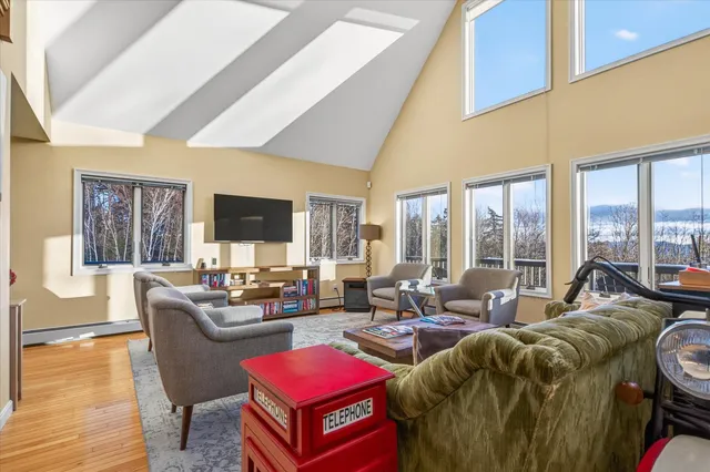 $889,000 | 201 Spruce Drive, Andover, VT 05143