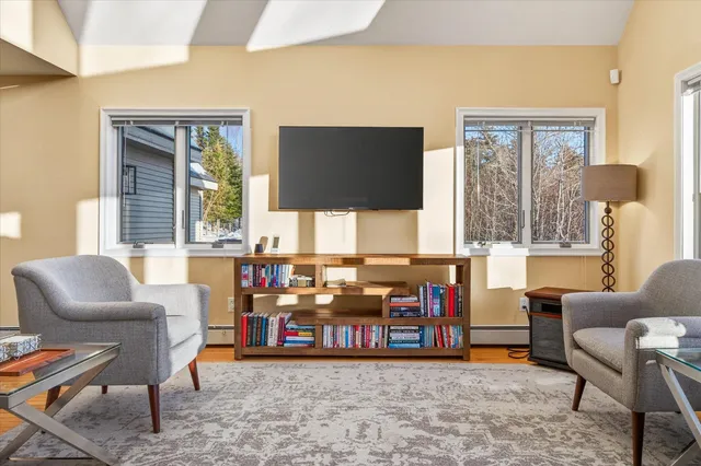 $889,000 | 201 Spruce Drive, Andover, VT 05143