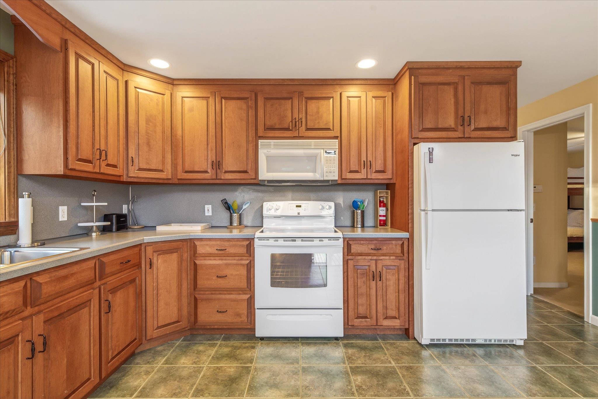 201 Spruce Drive Andover, VT 05143 - Photo 22 of 60