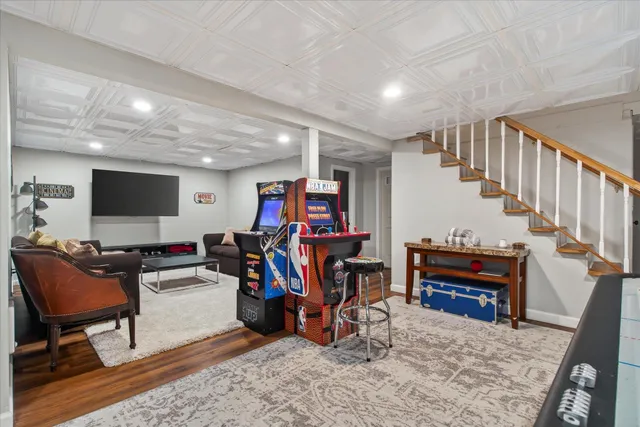 $889,000 | 201 Spruce Drive, Andover, VT 05143