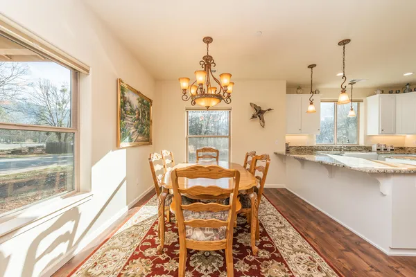 $459,000 | 220 Fairway Drive, Weaverville, CA 96093