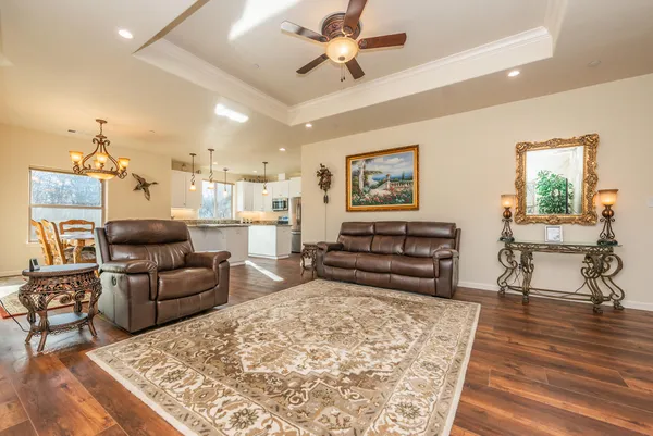 $459,000 | 220 Fairway Drive, Weaverville, CA 96093