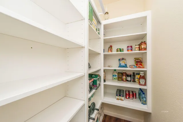 $469,000 | 220 Fairway Drive, Weaverville, CA 96093