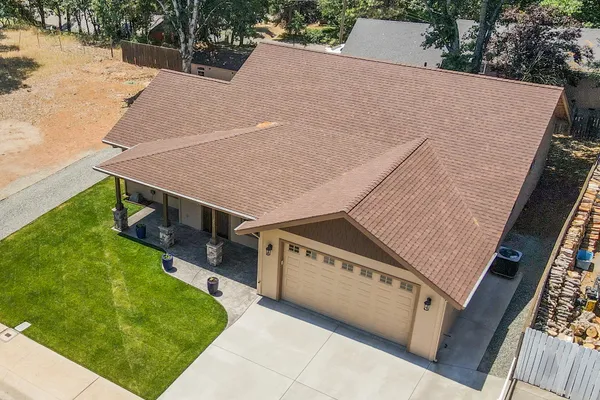 $459,000 | 220 Fairway Drive, Weaverville, CA 96093
