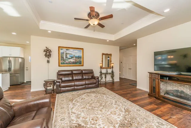 $469,000 | 220 Fairway Drive, Weaverville, CA 96093