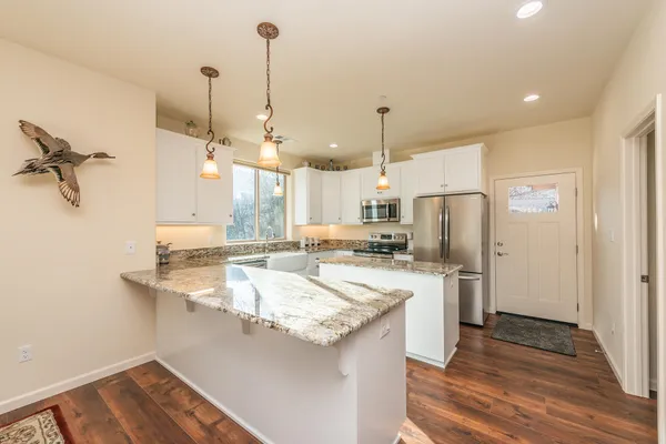 $459,000 | 220 Fairway Drive, Weaverville, CA 96093