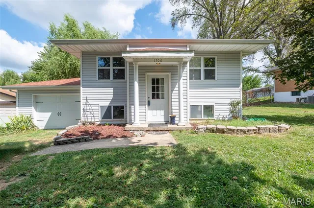 $116,000 | 1706 West Washington Street, O'Fallon, IL 62269