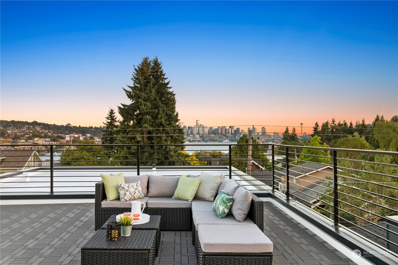 2308 North 38th Street Seattle, WA 98103 - Photo 30 of 40 a view of sitting space with lounge chair