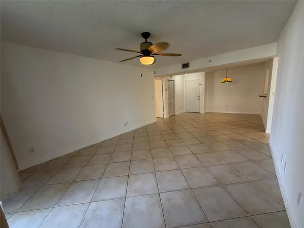 $2,150 | 2731 Ocean Club Boulevard, Unit 107, Hollywood, FL 33019