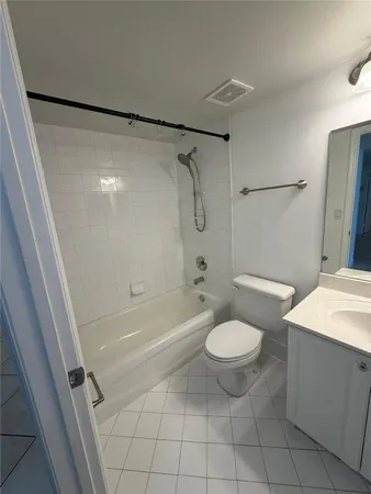 $2,150 | 2731 Ocean Club Boulevard, Unit 107, Hollywood, FL 33019