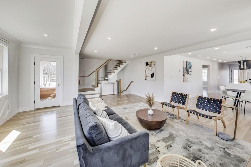 39 Appleton Street, Unit 39 Arlington, MA 02476 - Photo 5 of 31