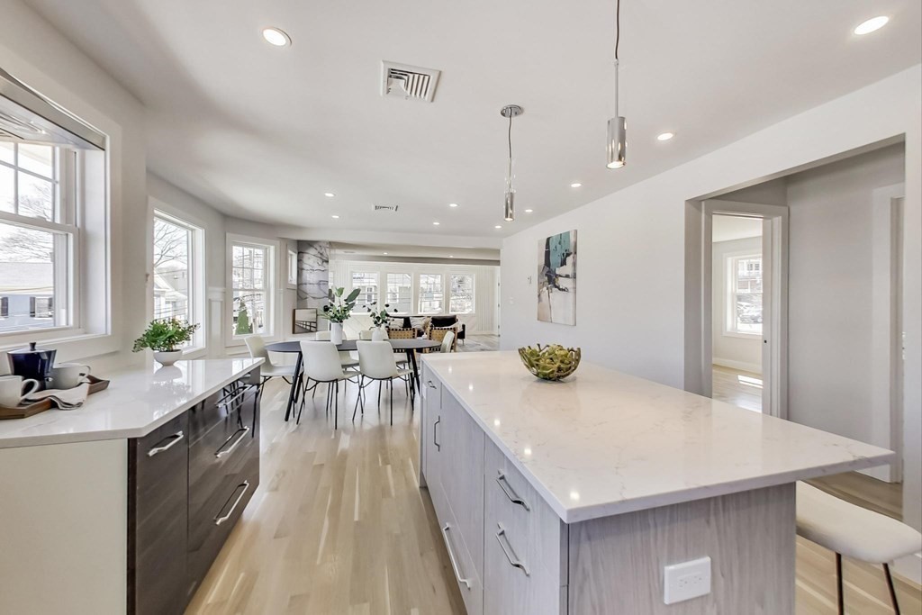 39 Appleton Street, Unit 39 Arlington, MA 02476 - Photo 9 of 31