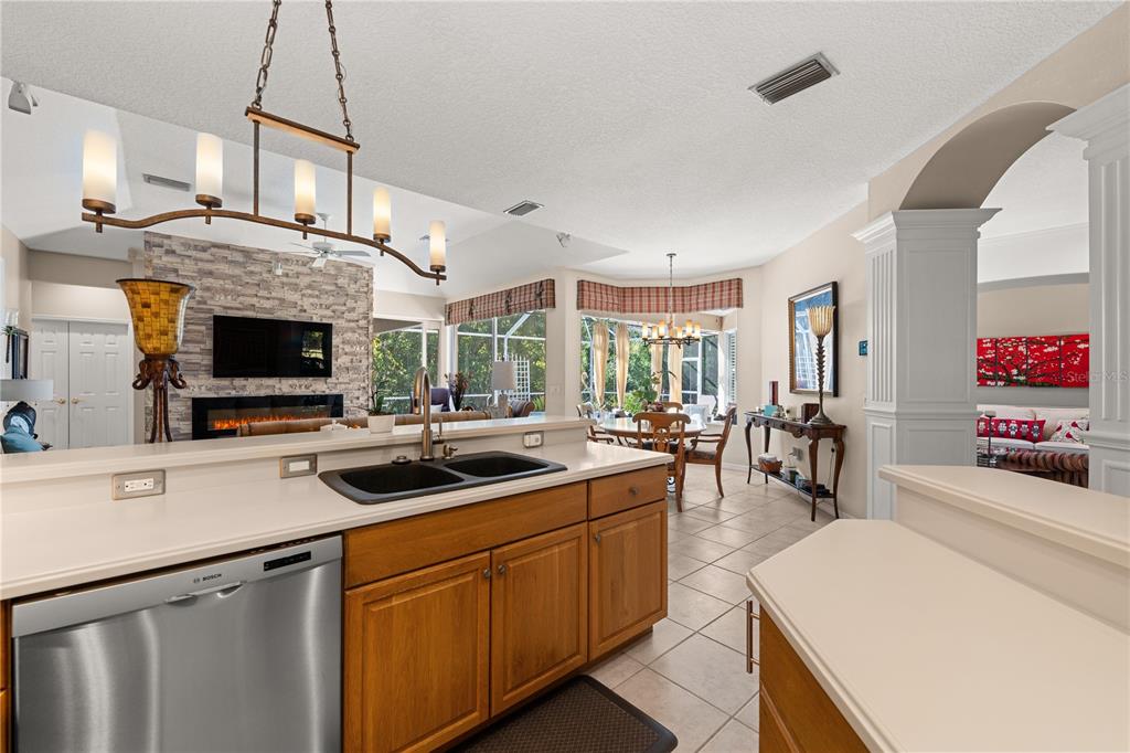 8224 Waterview Boulevard Lakewood Ranch, FL 34202 - Photo 13 of 83