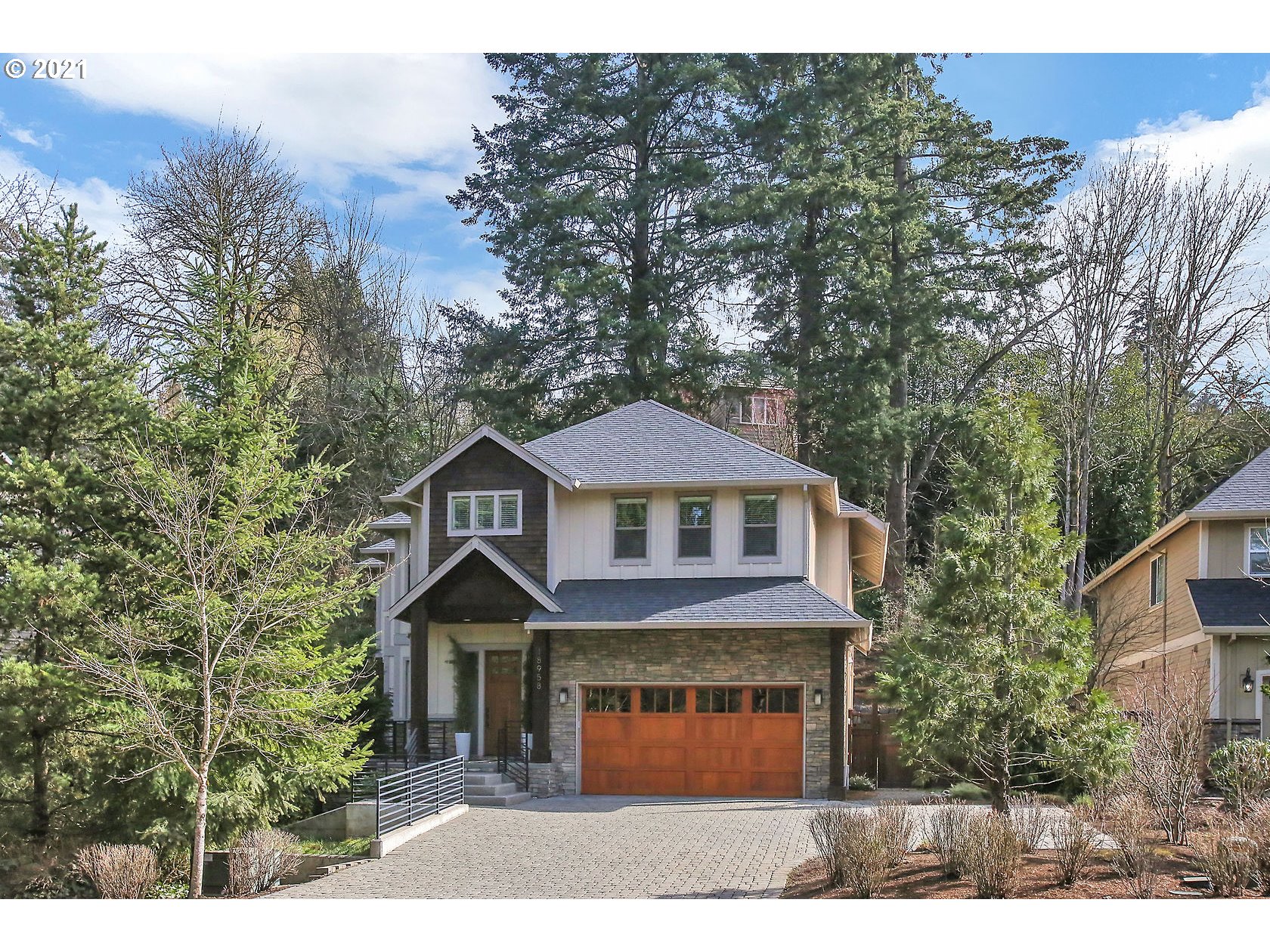 18958 Bryant Road Lake Oswego, OR 97034 - Photo 1 of 32 Gallery Image 1