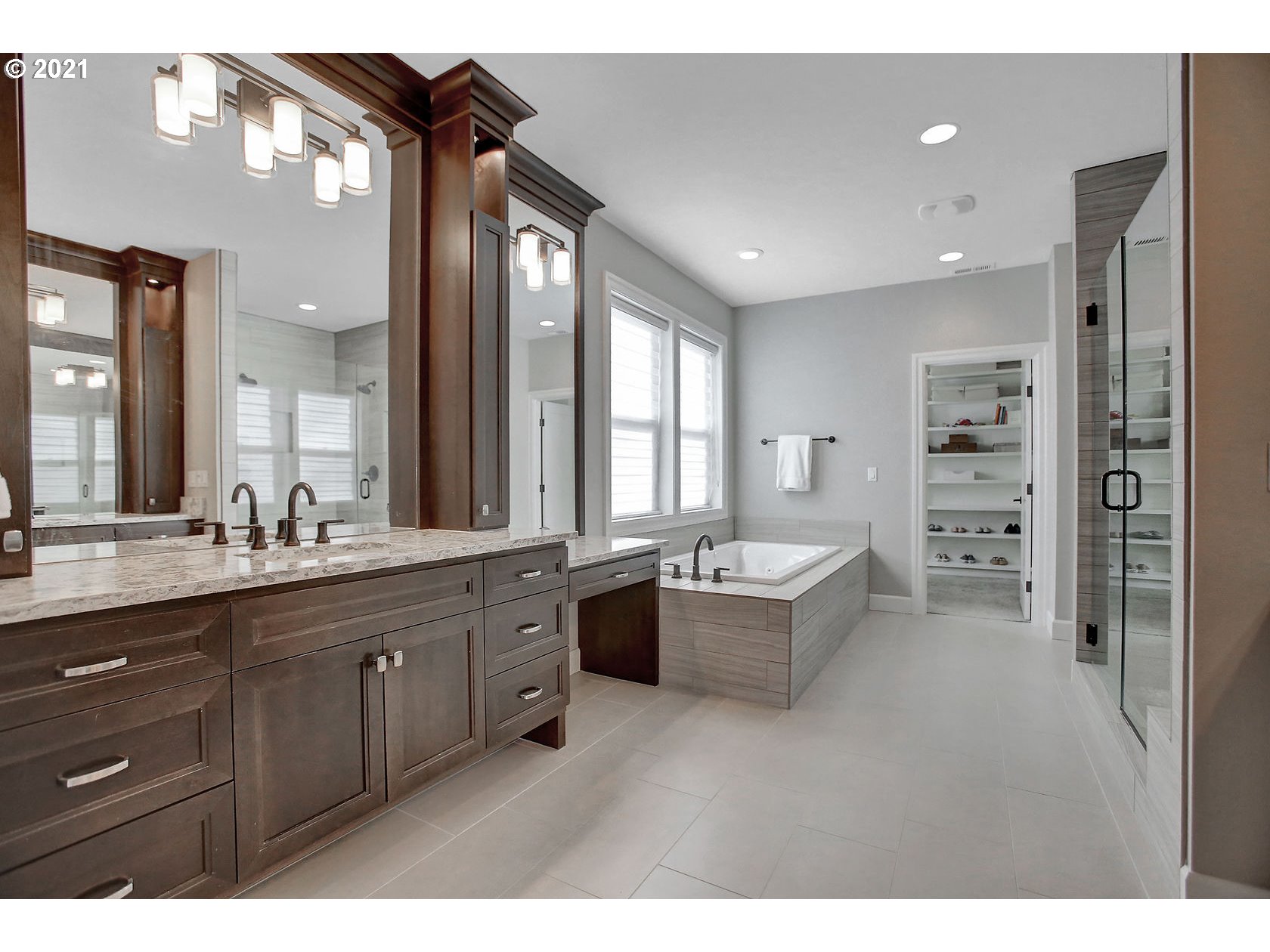 18958 Bryant Road Lake Oswego, OR 97034 - Photo 20 of 32 Gallery Image 20