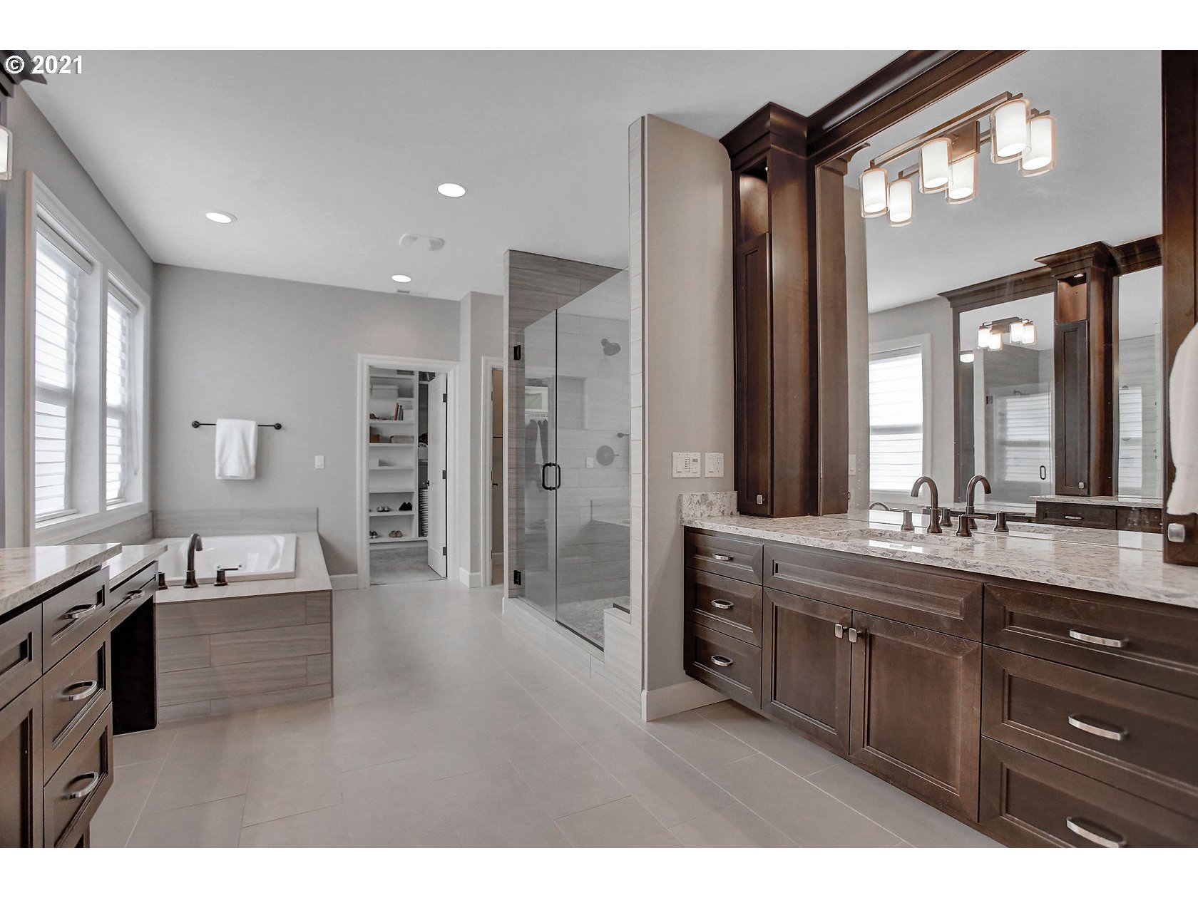 18958 Bryant Road Lake Oswego, OR 97034 - Photo 21 of 32 Gallery Image 21