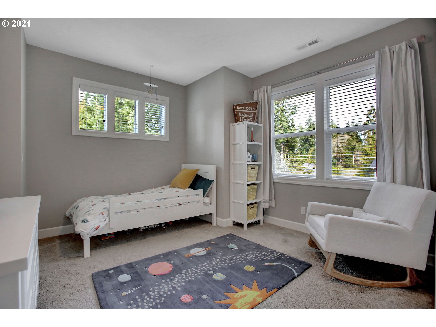 18958 Bryant Road Lake Oswego, OR 97034 - Photo 25 of 32 Gallery Image 25
