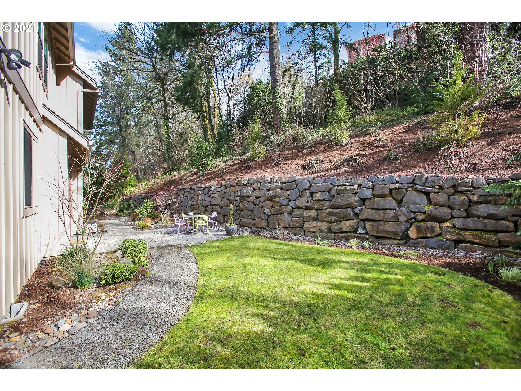 18958 Bryant Road Lake Oswego, OR 97034 - Photo 30 of 32 Gallery Image 30