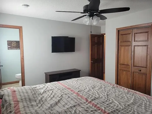 $365,000 | 500 6th Street Northeast, Stewartville, MN 55976