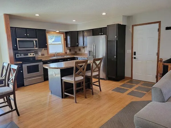 $365,000 | 500 6th Street Northeast, Stewartville, MN 55976