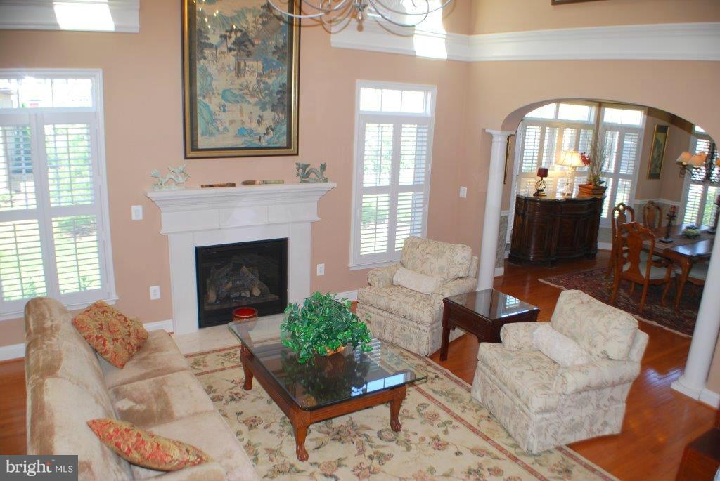 2426 Mill Race Road Frederick, MD 21701 - Photo 4 of 30 2-story Living Room w/skylights