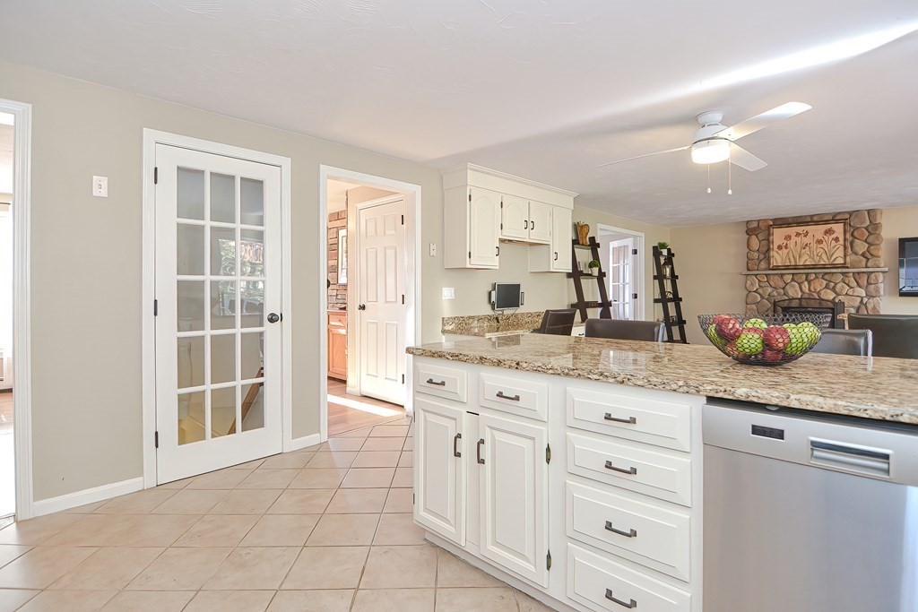 3 Emerson Road Walpole, MA 02032 - Photo 10 of 37 Gallery Image 10