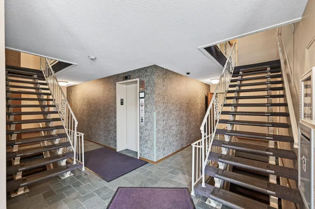 $97,500 | 3153 Old Highway 8, Unit 304, Roseville, MN 55418