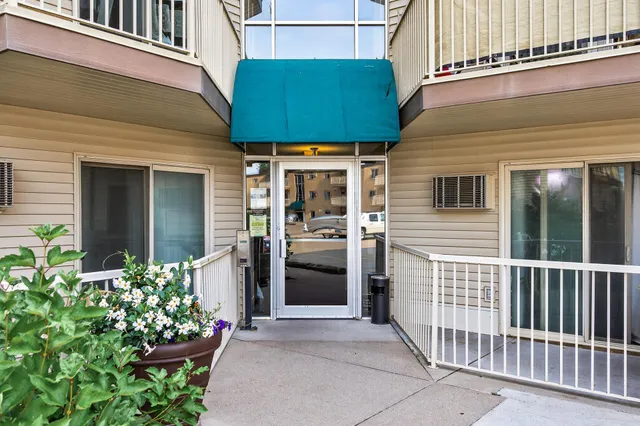 $97,500 | 3153 Old Highway 8, Unit 304, Roseville, MN 55418