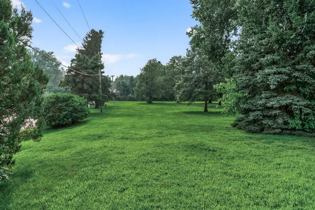 $97,500 | 3153 Old Highway 8, Unit 304, Roseville, MN 55418