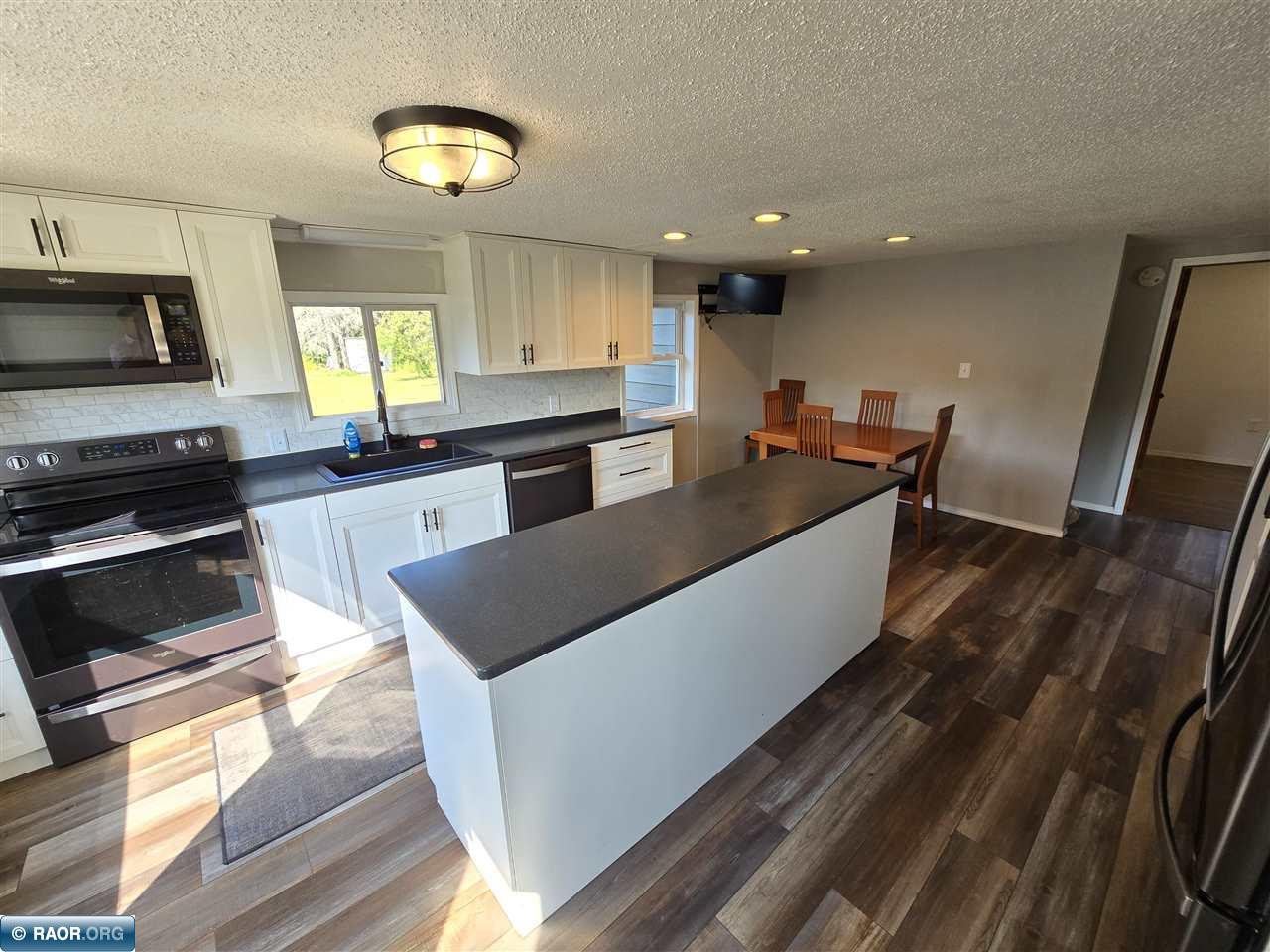 3753 Elynwood Road Hibbing, MN 55746 - Photo 11 of 27 Gallery Image 11