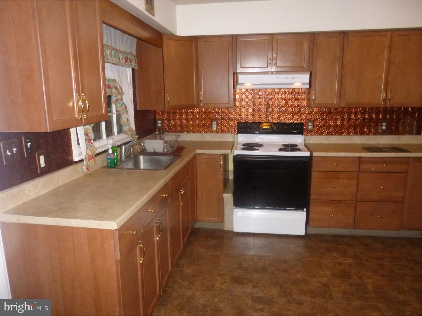 534 Baeder Road Jenkintown, PA 19046 - Photo 5 of 17 Gallery Image 5