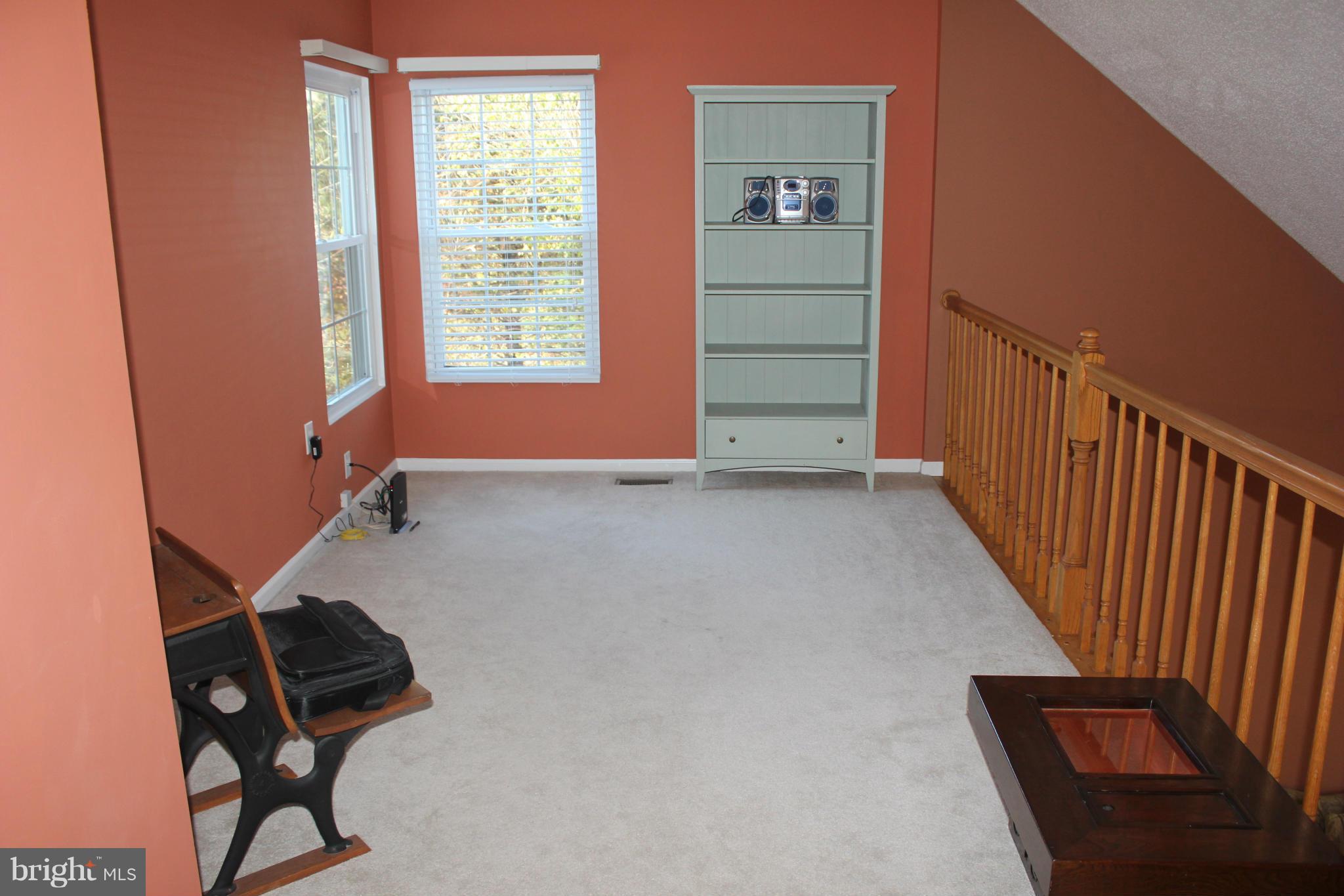 417 Deer Path Avenue Southwest Leesburg, VA 20175 - Photo 8 of 28 Interior (General)