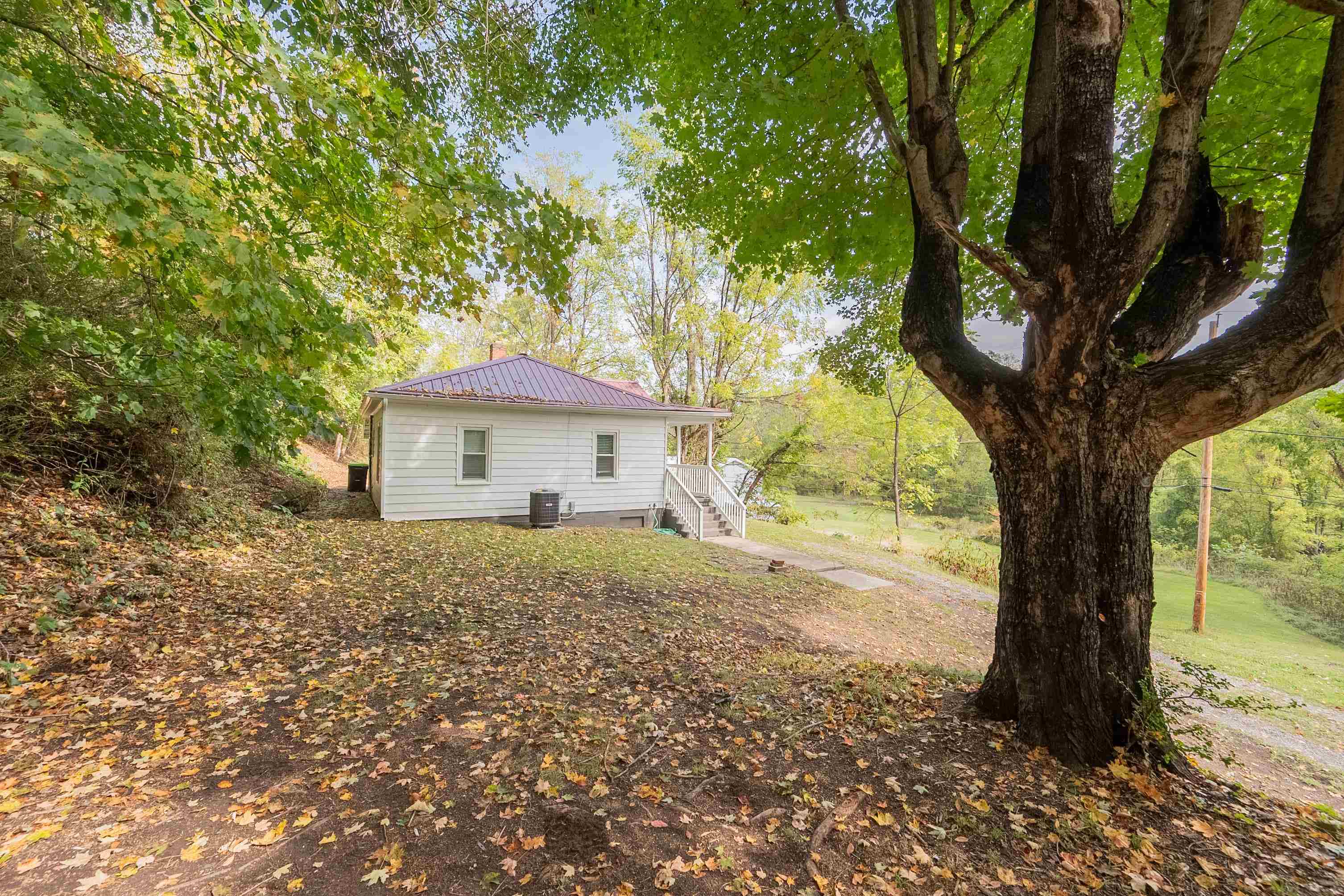 225 Altoona Road Pulaski, VA 24301 - Photo 41 of 49 Gallery Image 41