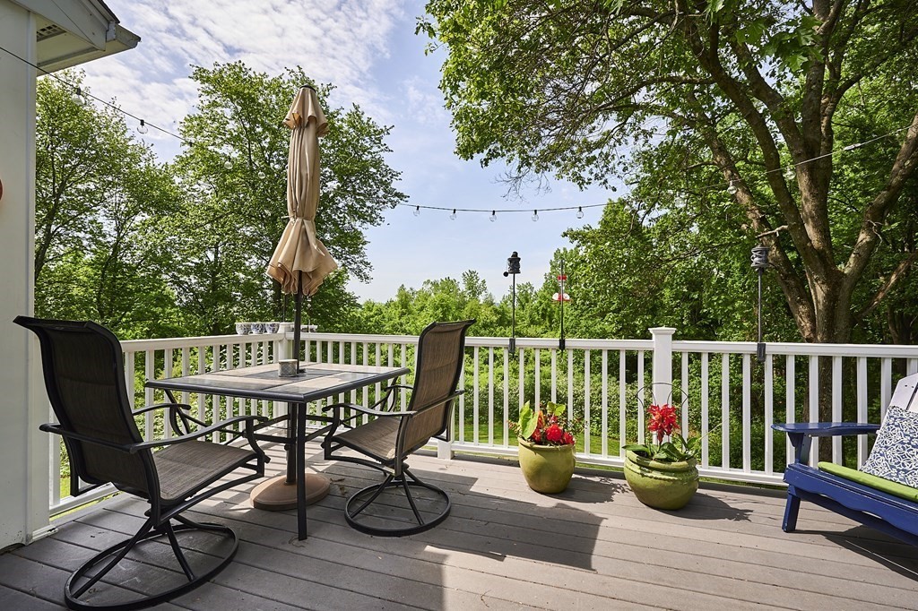 19 High Meadow Road Hadley, MA 01035 - Photo 15 of 38