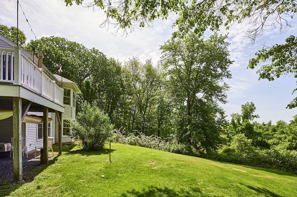 19 High Meadow Road Hadley, MA 01035 - Photo 30 of 38