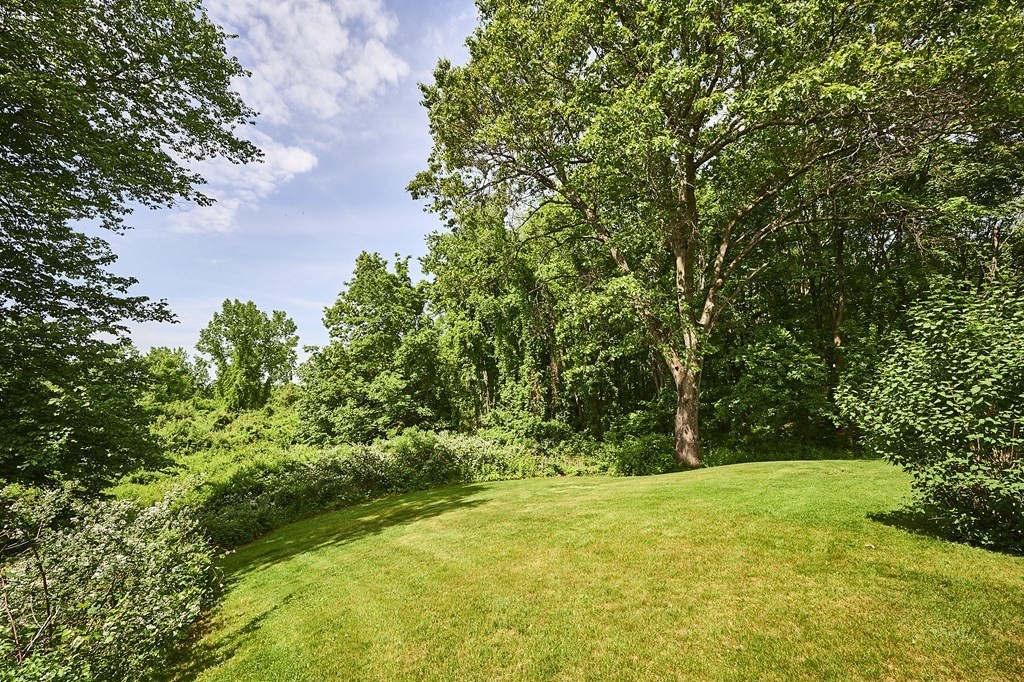 19 High Meadow Road Hadley, MA 01035 - Photo 31 of 38