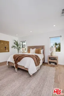 $3,499,000 | 935 South Burnside Avenue, Los Angeles, CA 90036