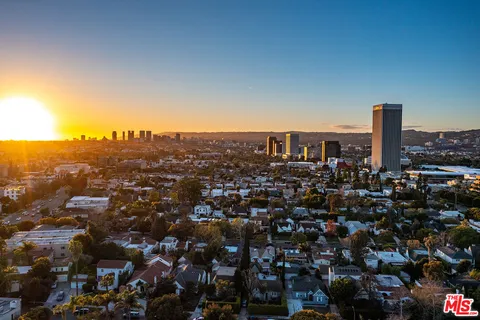 $3,499,000 | 935 South Burnside Avenue, Los Angeles, CA 90036