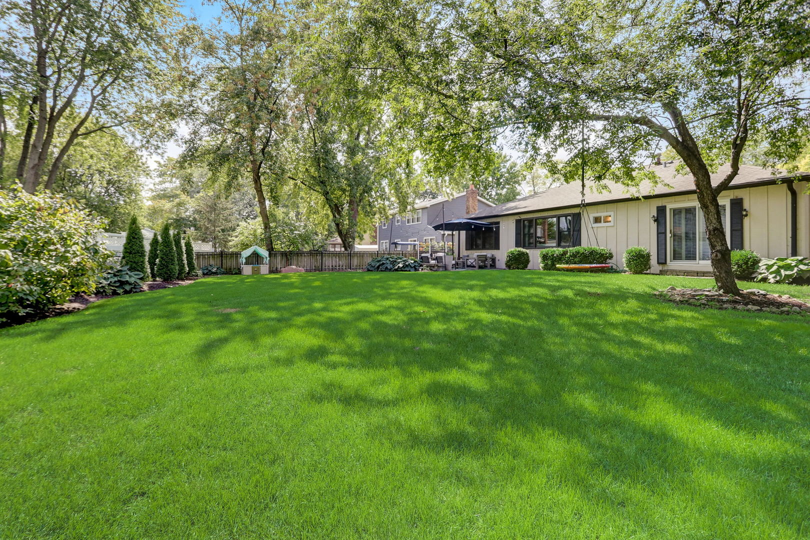 1514 Applegate Drive Naperville, IL 60565 - Photo 43 of 51 front view of a house with a yard