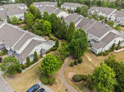 $579,000 | 1060 Kingston Grove Drive, Cary, NC 27519