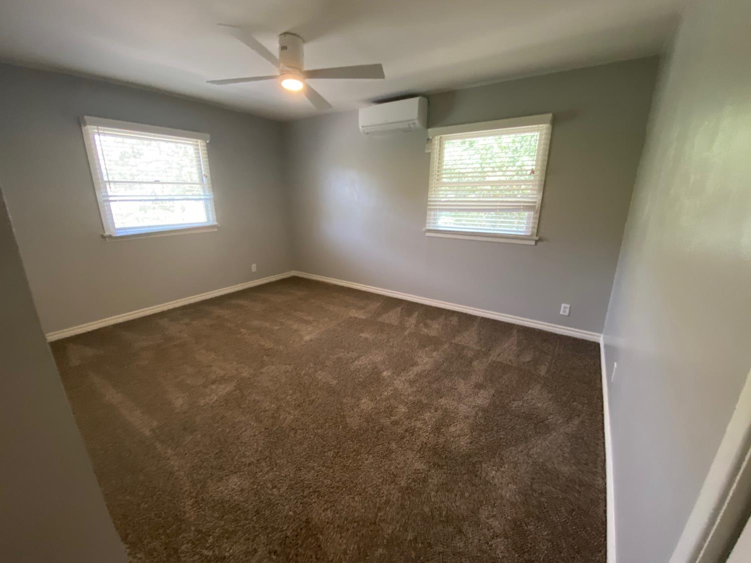 1073 Shippee Lane Ojai, CA 93023 - Photo 16 of 28 a view of an empty room with a window